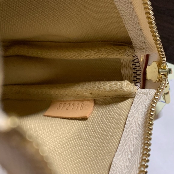 **SOLD** Louis Vuitton Damier Azur Mini Pouchette - Picture 7 of 8